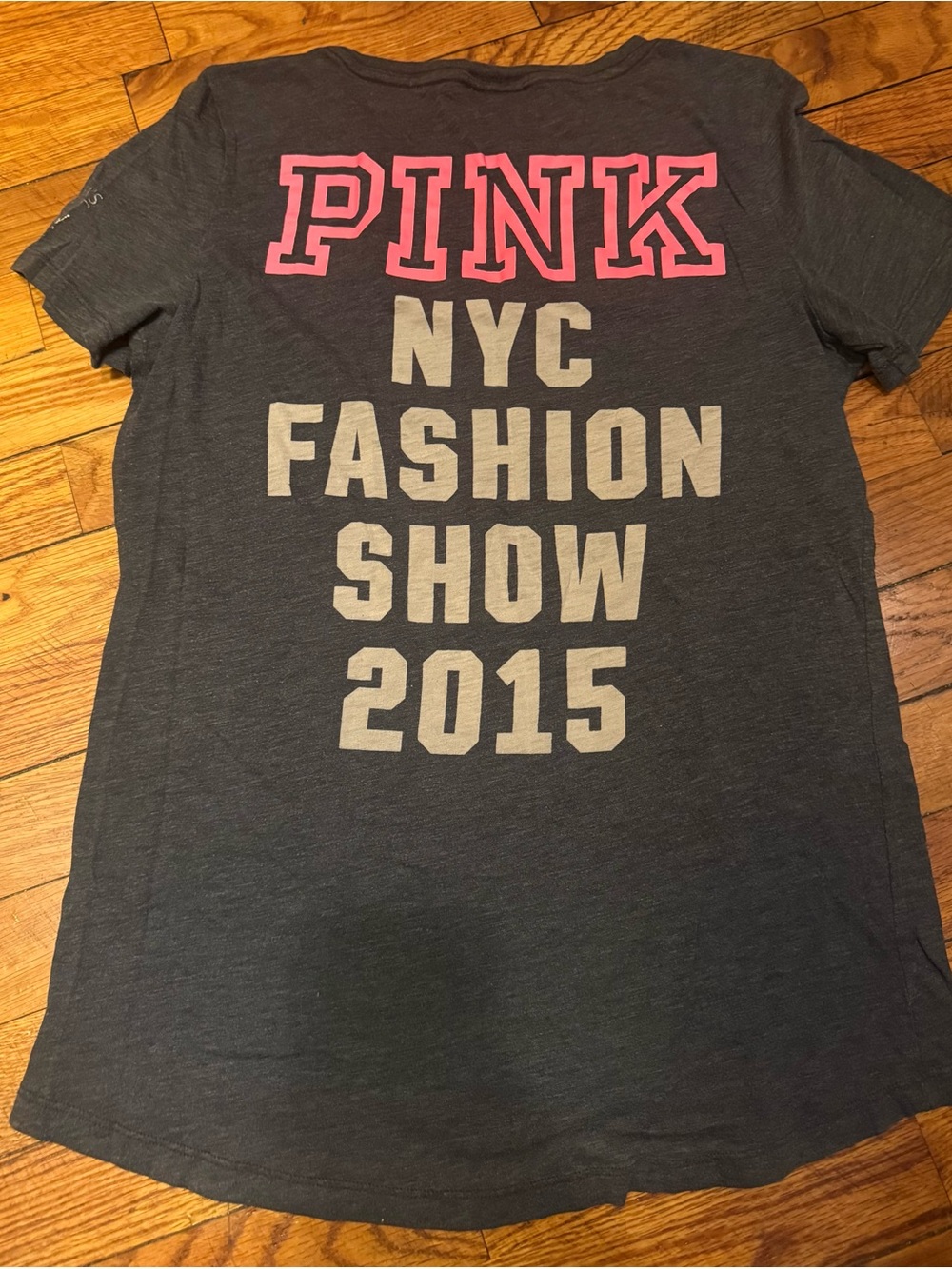 Victoria's Secret PINK Gray Tee limited edition fashion show